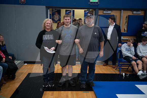 20241219WrestlingSrNight_039