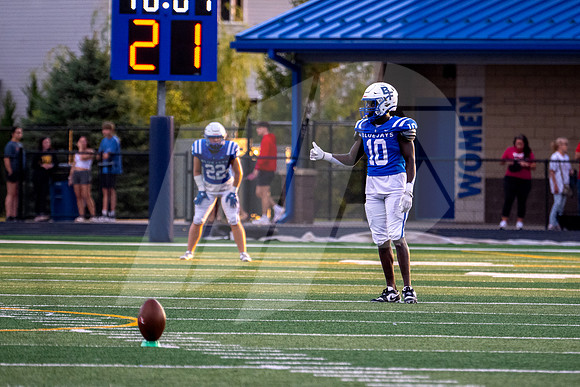 20250912-FBvsNewton-002