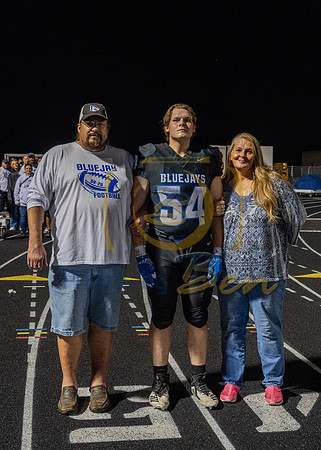 2025 Football Seniors_04