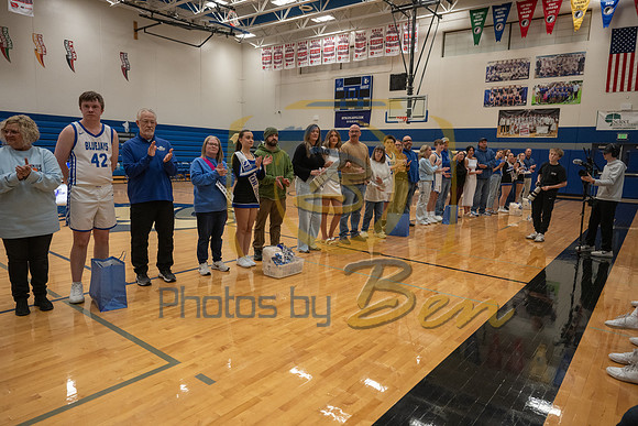 Senior Night vs Indianola_2.19.26_093