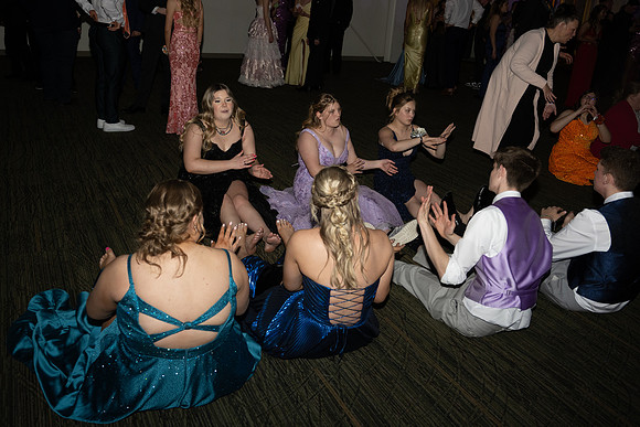 Prom Dance_4.26.25018