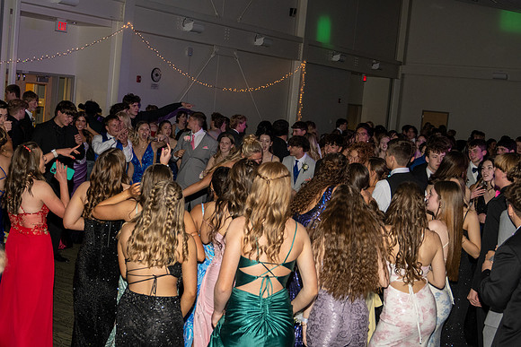Prom Dance_4.26.25007