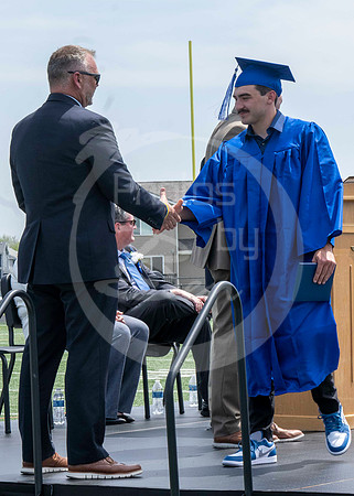 Graduation (K)_142