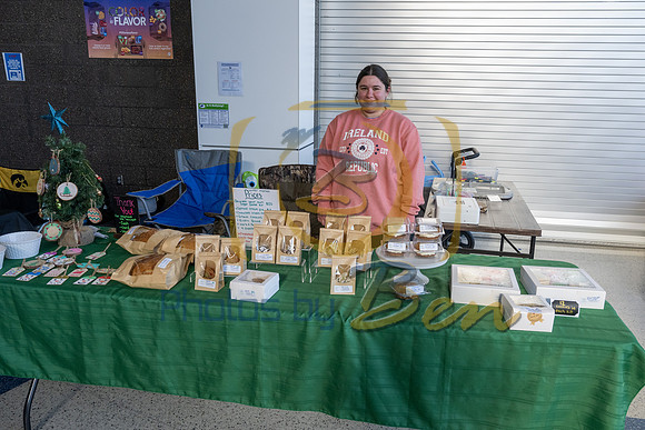 Farmers Market_12.8.24_065