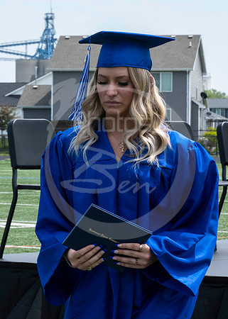 Graduation (K)_195
