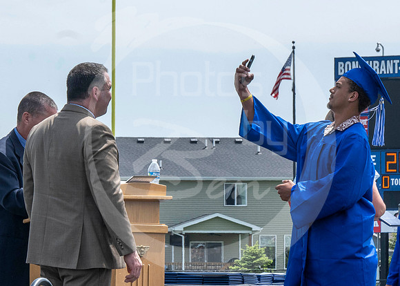 Graduation (K)_041