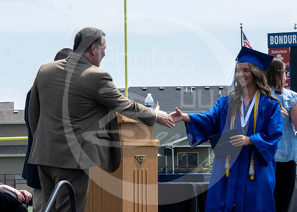 Graduation (K)_109