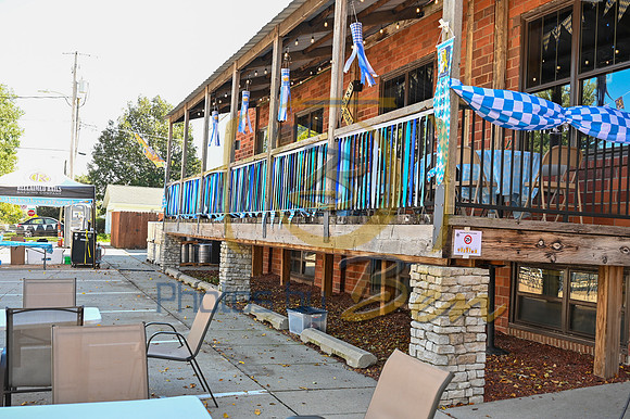 Reclaimed Rail Octoberfest_10.10.26_003