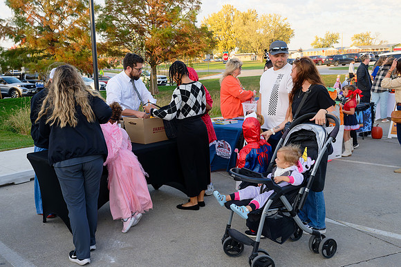 The Great Boo-durant Candy Crawl_10.28.26_32