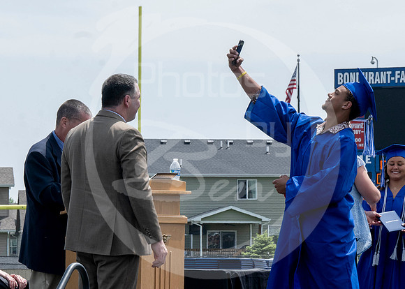 Graduation (K)_042