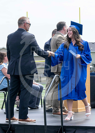 Graduation (K)_233