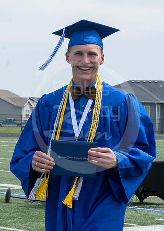 Graduation (K)_176