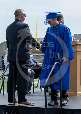 Graduation (K)_105