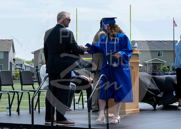 Graduation (K)_070