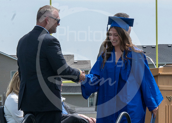 Graduation (K)_027
