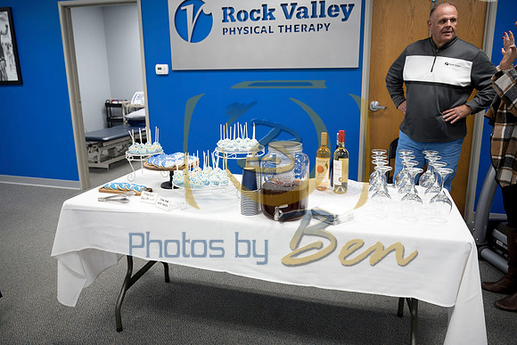 Rock Valley PT Ribbon Cutting_11.14.2401