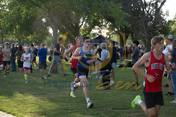 Z92_1698