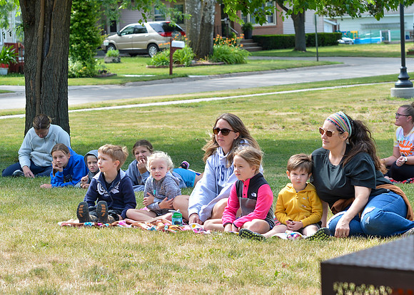 Lib in the Park_002