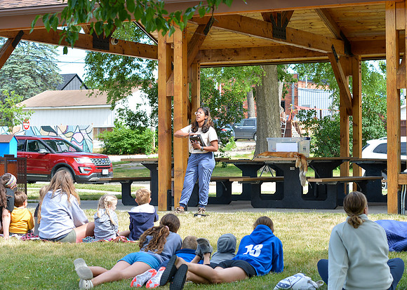 Lib in the Park_009