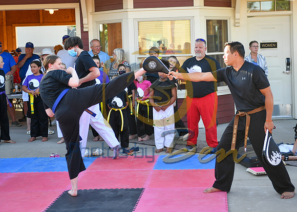 MARTIAL ARTS_010