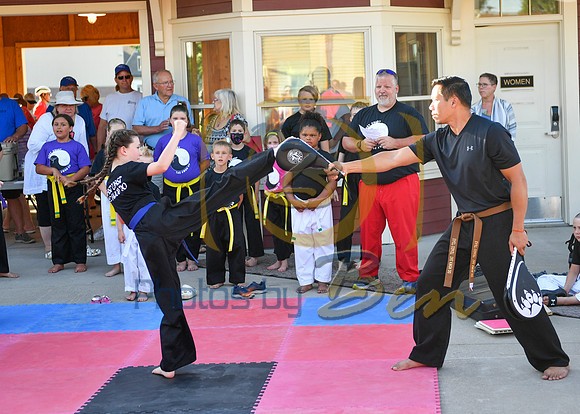 MARTIAL ARTS_011
