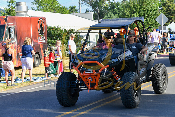 Parade_007