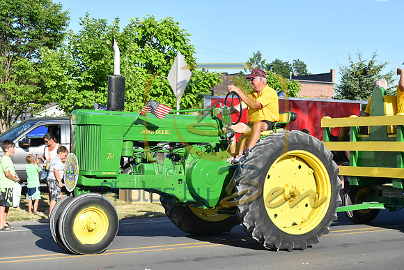 Parade_039
