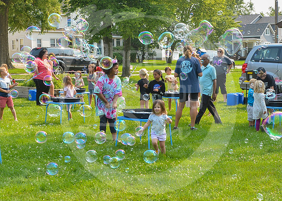 Bubbles_32