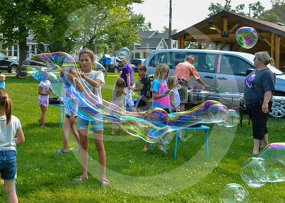 Bubbles_46 (1)