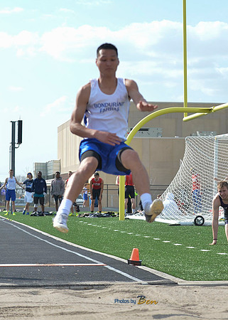 HS BOYS TRACK_020
