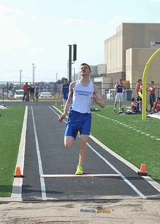 HS BOYS TRACK_022