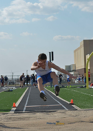 HS BOYS TRACK_037