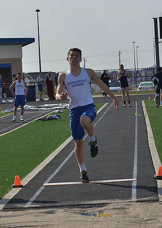 HS BOYS TRACK_060