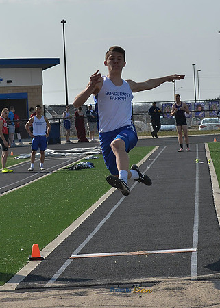 HS BOYS TRACK_061