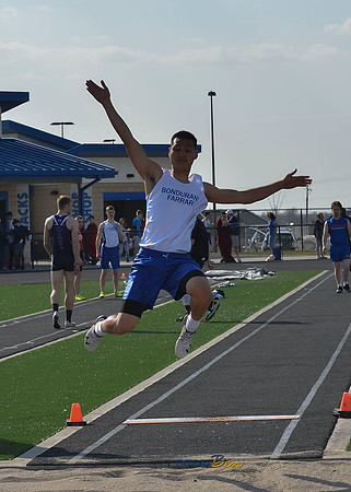 HS BOYS TRACK_072