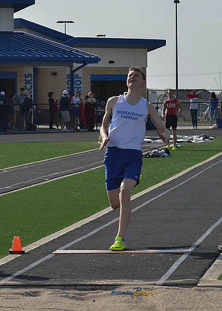 HS BOYS TRACK_077