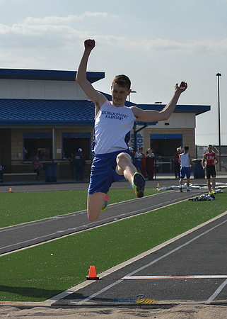 HS BOYS TRACK_082