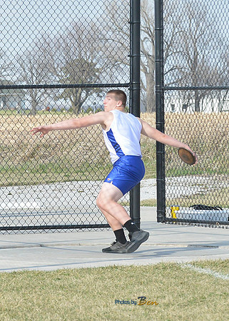 HS BOYS TRACK_124