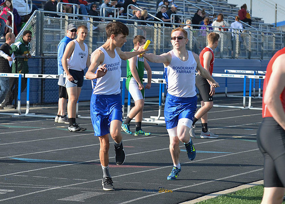 HS BOYS TRACK_185