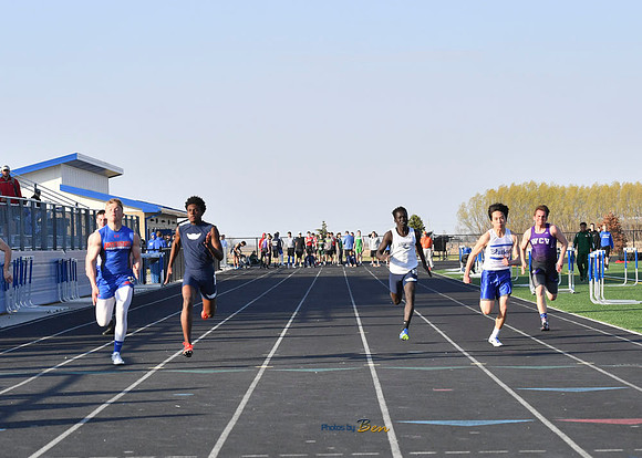 HS BOYS TRACK_275