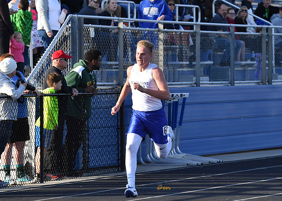HS BOYS TRACK_290