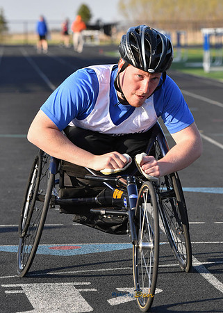 HS BOYS TRACK_305