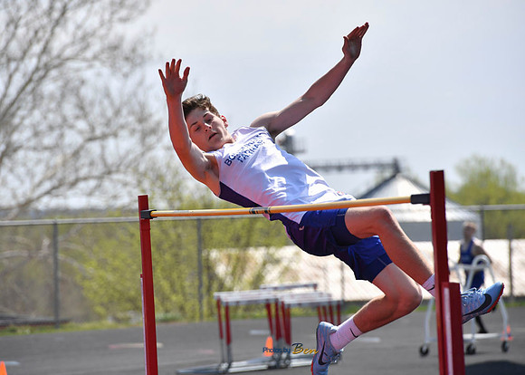 CONFERENCE BOYS TRACK_068
