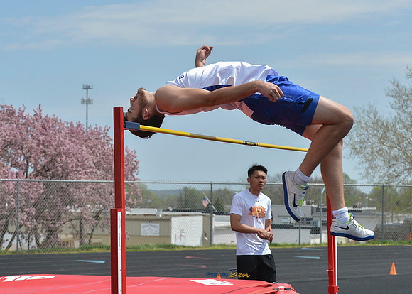 CONFERENCE BOYS TRACK_118