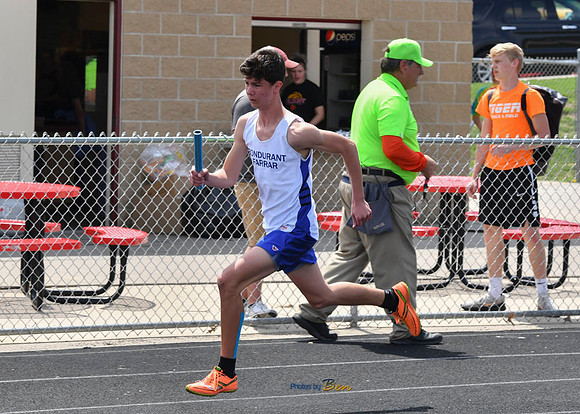 CONFERENCE BOYS TRACK_208