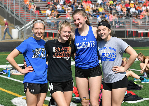 CONFERENCE GIRLS TRACK_228