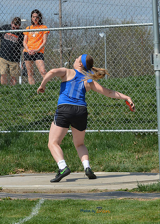 CONFERENCE GIRLS TRACK_235