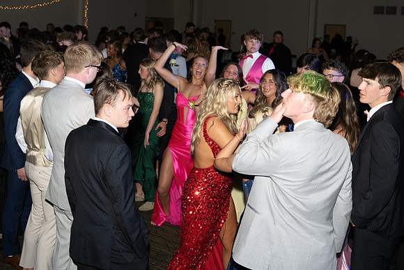 Prom Dance_4.26.25004