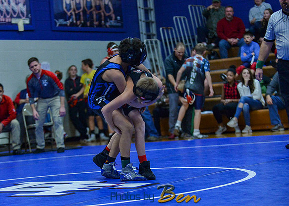 235_MS WRESTLING