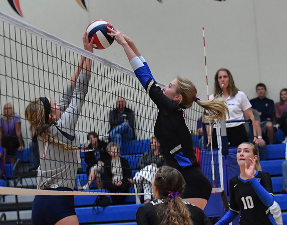 VOLLEYBALL_08